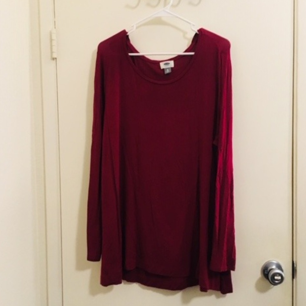 Old navy red long sleeve Sz XL